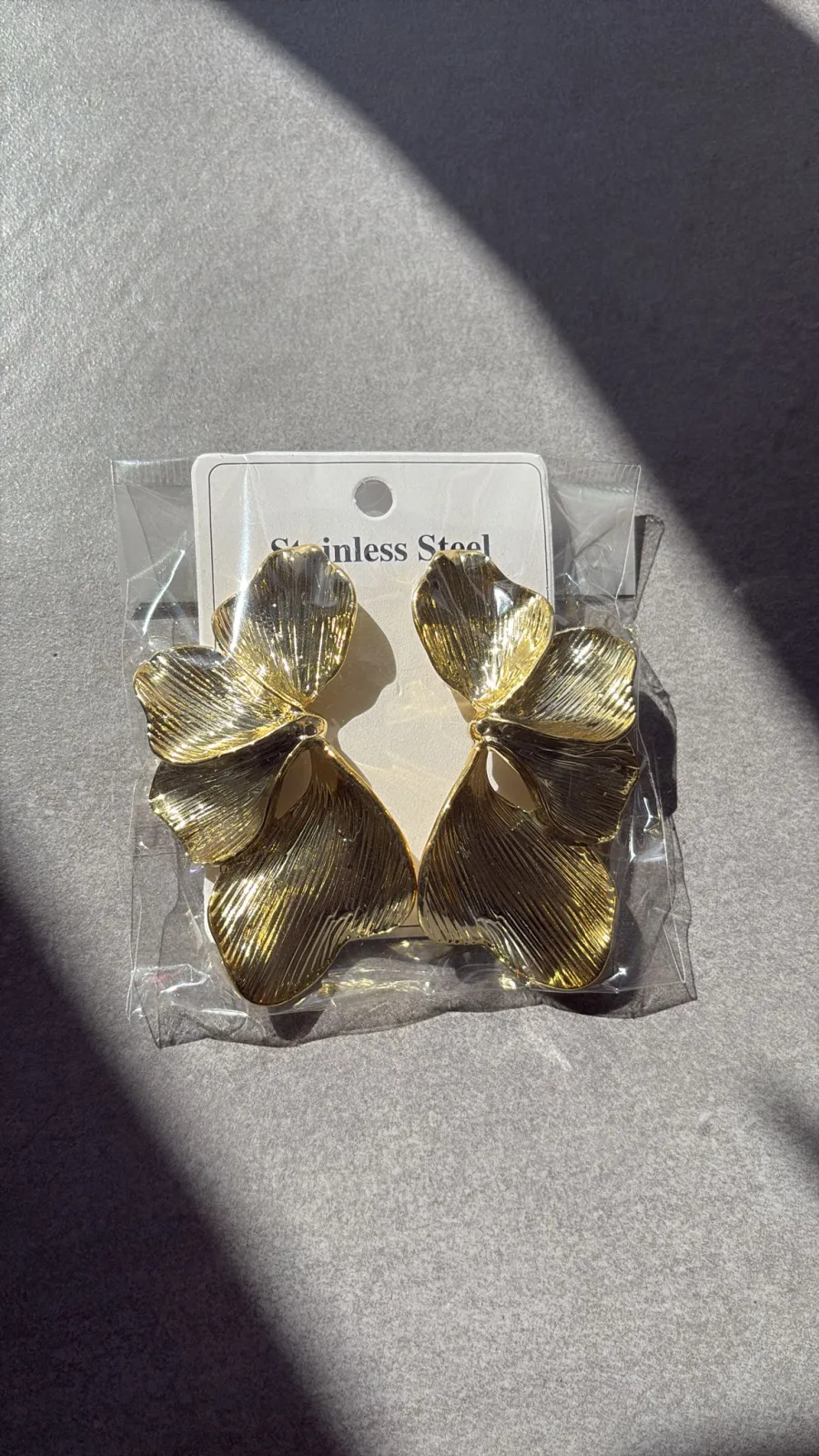 Orecchini foglia oro